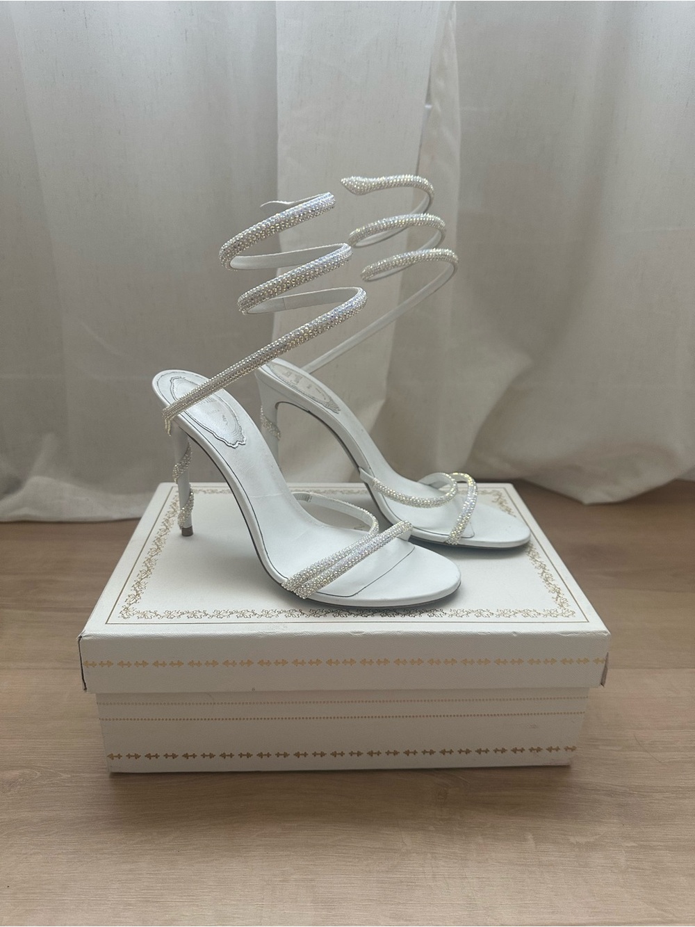 René Caovilla Margot Crystal Spiral Sandals – Ivory/White – EU 37.5 (US 7.5)